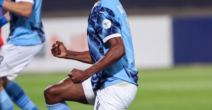 CAF Champions League 2024-2025:Fiston mayele envoi Pyramids FC en finale après un duel spectaculaire contre Orlando Pirates.