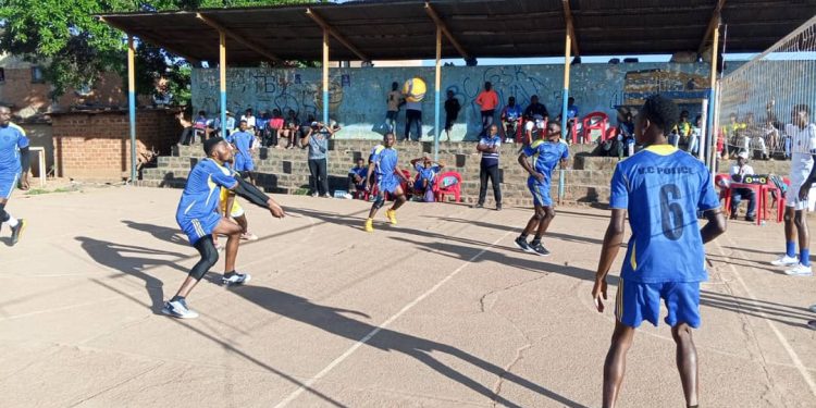 Entente de volley-ball de Lubumbashi:Vc police dompte Mazembe,VC cheminots s&rsquo;offre une première victoire.