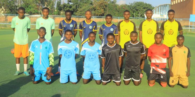 Jeux Congolais 4ème éditio:Une sélection de l&rsquo;Entente urbaine de football des jeunes de Kolwezi se prépare pour représenter la ville.